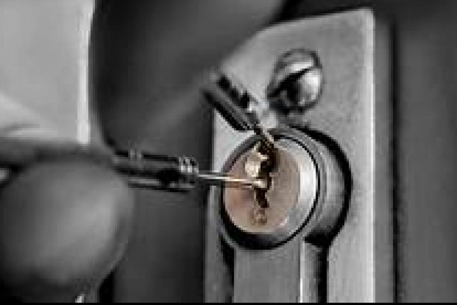 Responsibilities of a locksmith